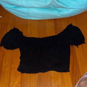 Garage Over the shoulders black cropped short sleeves size medium